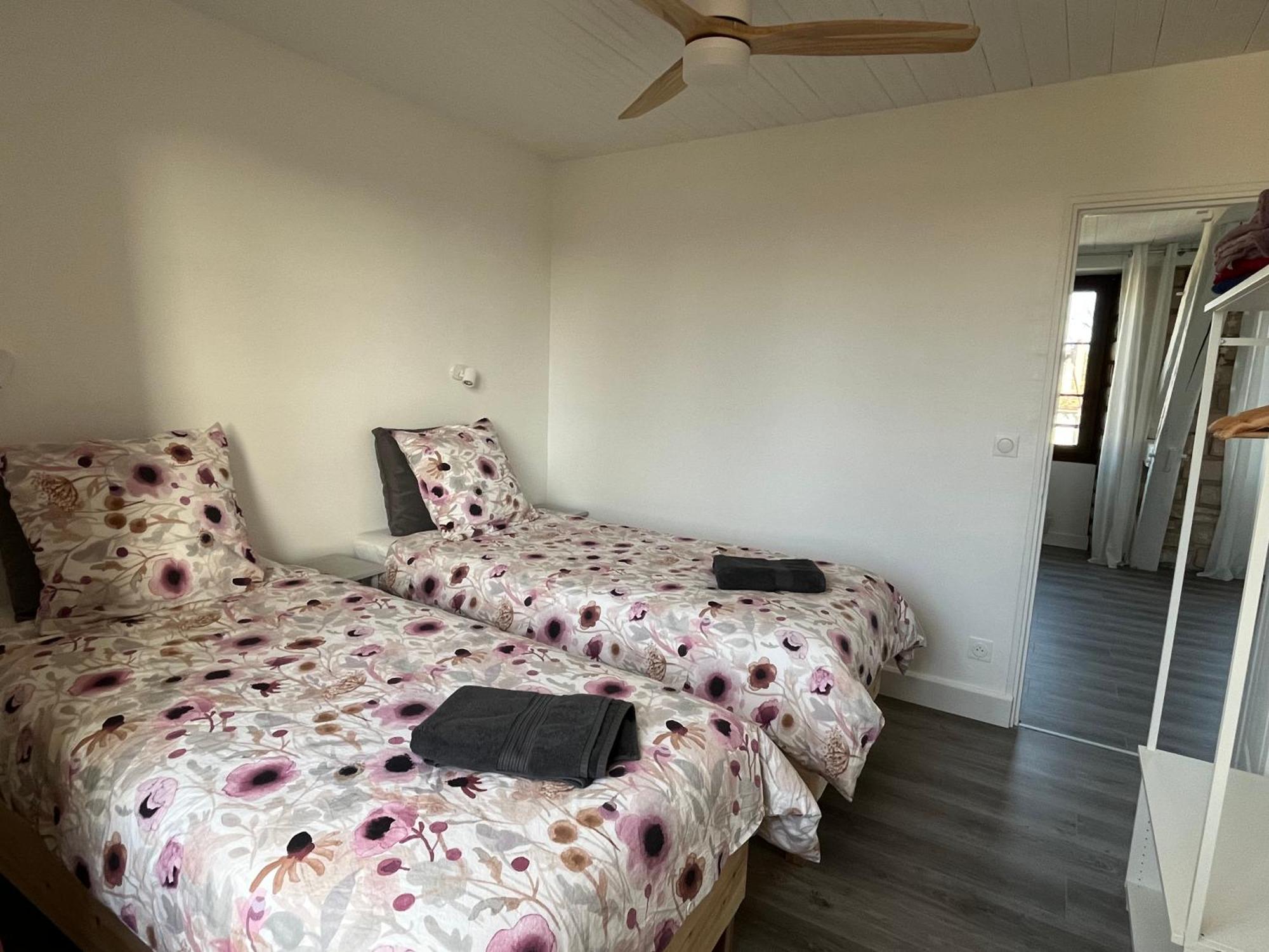 Appartement En Plein Centre Ville Milly-la-Foret Exteriér fotografie